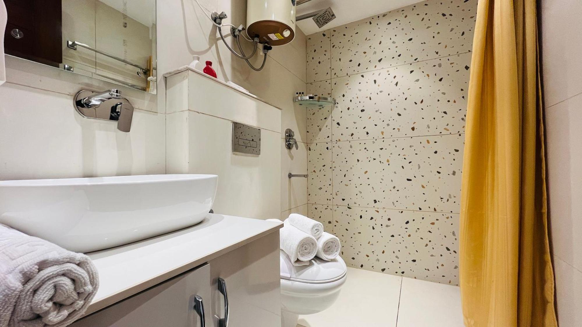 Zen Suites Gurgaon - Luxe Stays Collection Oda fotoğraf